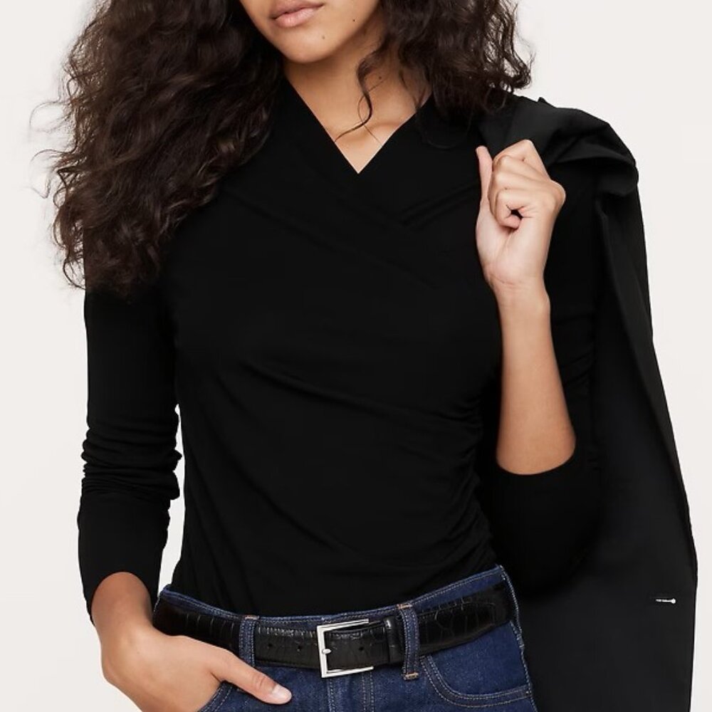 NWT!! Banana Republic RT$80 Black Crepe Knit Wrap Front Thong Bodysuit Top Small